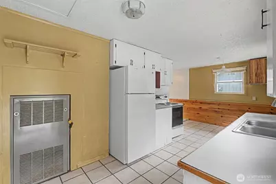 4435 Black Lake Blvd SW, Olympia, WA 98512 - Photo 3