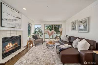 15335 Sunwood Boulevard #C301, Tukwila, WA 98188 - Photo 3