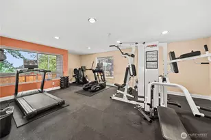 15335 Sunwood Blvd, Tukwila, WA 98188 - Photo 39