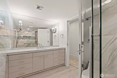 101 99th Avenue NE #101, Bellevue, WA 98004 - Photo 31