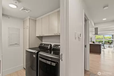 101 99th Avenue NE #101, Bellevue, WA 98004 - Photo 37