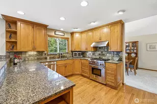 1017 Kelley Ridge Ct, Bellingham, WA 98229 - Photo 11
