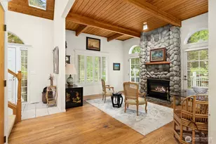 4331 Rhodes End NE, Bainbridge Island, WA 98110 - Photo 3