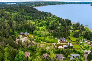 4331 Rhodes End NE, Bainbridge Island, WA 98110 - Photo 27