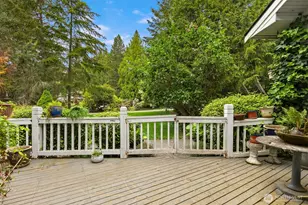 4331 Rhodes End NE, Bainbridge Island, WA 98110 - Photo 21