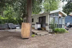 19102 Division Ave NE, Suquamish, WA 98392 - Photo 3