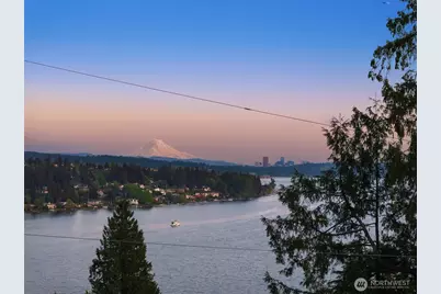 8902 NE 117th Place, Kirkland, WA 98034 - Photo 39