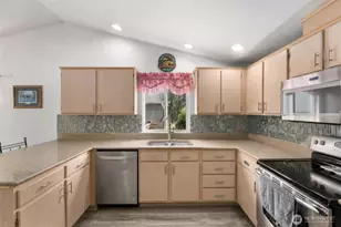 4825 NE 199th St, Arlington, WA 98223 - Photo 13