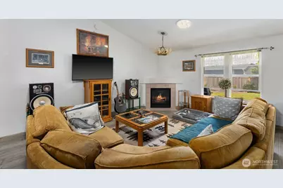 4825 NE 199th Street, Arlington, WA 98223 - Photo 9