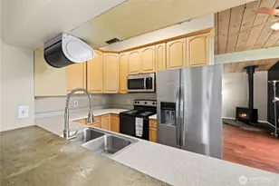 7023 126th St E, Puyallup, WA 98373 - Photo 7