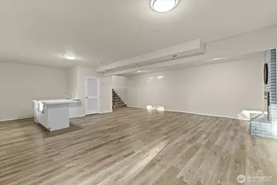 9607 122nd Avenue SE, Renton, WA 98056 - Photo 17