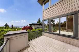8451 SE 44th St, Mercer Island, WA 98040 - Photo 21