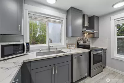 20824 70th Avenue W #6, Lynnwood, WA 98036 - Photo 11