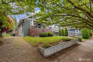 111 N 49th St, Seattle, WA 98103 - Photo 3
