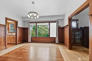 111 N 49th St, Seattle, WA 98103 - Photo 11