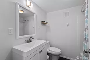 111 N 49th St, Seattle, WA 98103 - Photo 25
