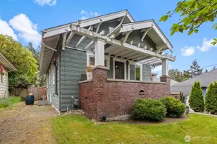 111 N 49th St, Seattle, WA 98103 - Photo 5