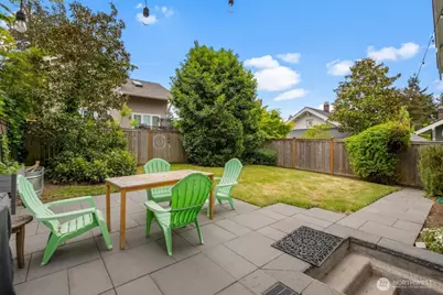 111 N 49th Street, Seattle, WA 98103 - Photo 31