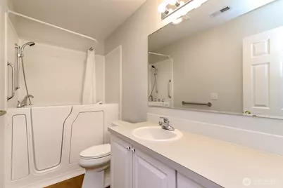 4525 7th Street SE #8, Puyallup, WA 98374 - Photo 19