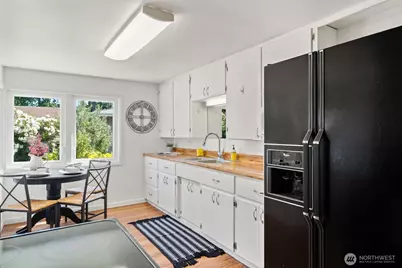12022 2nd Avenue SW, Seattle, WA 98146 - Photo 33