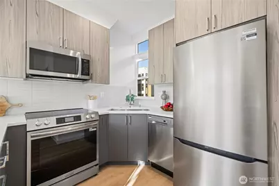 1206 B NW 83rd Street, Seattle, WA 98117 - Photo 5
