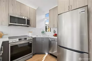1206 B NW 83rd St, Seattle, WA 98117 - Photo 5