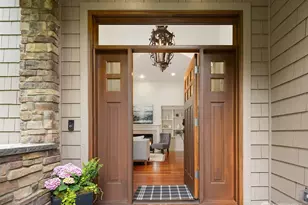 816 100th Ave SE, Bellevue, WA 98004 - Photo 3