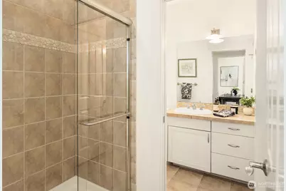 816 100th Avenue SE, Bellevue, WA 98004 - Photo 21