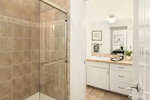 816 100th Ave SE, Bellevue, WA 98004 - Photo 21
