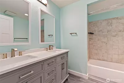 3601 70th Avenue W, University Place, WA 98466 - Photo 17