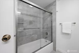 12214 NE 138th Pl, Kirkland, WA 98034 - Photo 11