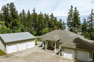 152 E Morris Rd, Coupeville, WA 98239 - Photo 1