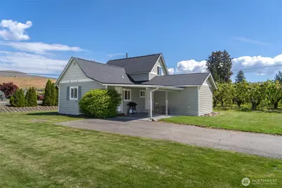 25 Sun Valley Drive, Wenatchee, WA 98801 - Photo 1