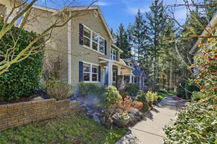 36703 SE Gravenstein Ct, Snoqualmie, WA 98065 - Photo 3