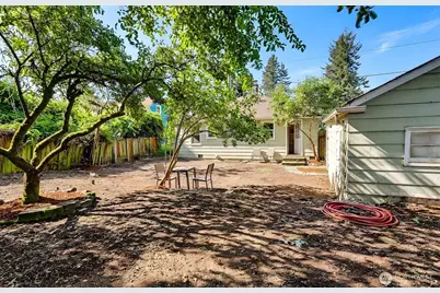 12238 76th Avenue S, Seattle, WA 98178 - Photo 25