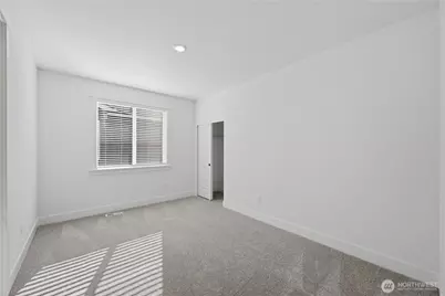 32143 Myrtle Avenue SE, Black Diamond, WA 98010 - Photo 11
