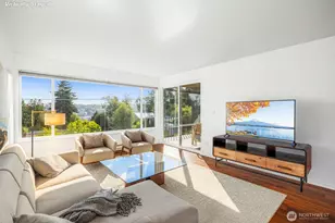 3601 24th Ave W, Seattle, WA 98199 - Photo 9