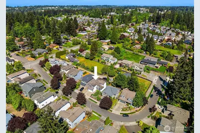 827 180th Street SW, Lynnwood, WA 98037 - Photo 33