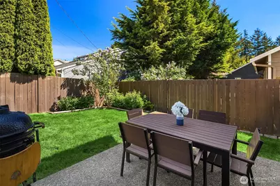 827 180th Street SW, Lynnwood, WA 98037 - Photo 29