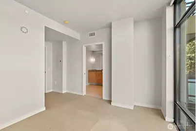 10000 Main St #403, Bellevue, WA 98004 - Photo 15
