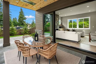 16390 NE 1st Street, Bellevue, WA 98008 - Photo 15