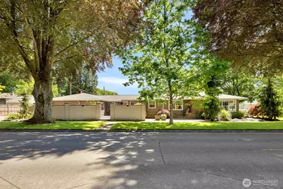 2251 Louisiana Street, Longview, WA 98632 - Photo 1