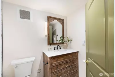 2773 44th Avenue SW #A, Seattle, WA 98116 - Photo 31