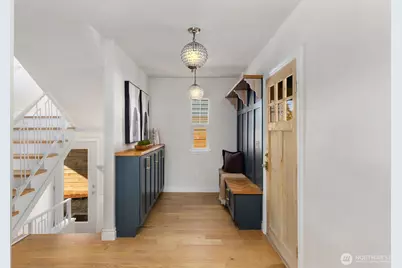 2773 44th Avenue SW #A, Seattle, WA 98116 - Photo 5