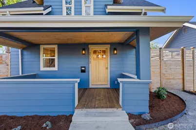 2773 44th Avenue SW #A, Seattle, WA 98116 - Photo 3