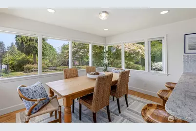 5930 Rose Loop NE, Bainbridge Island, WA 98110 - Photo 9