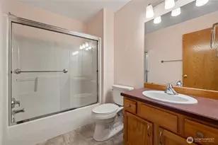 1083 Fidalgo Dr, Burlington, WA 98233 - Photo 23