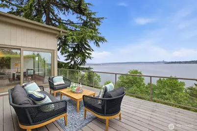 2514 Shoreland Drive S, Seattle, WA 98144 - Photo 11