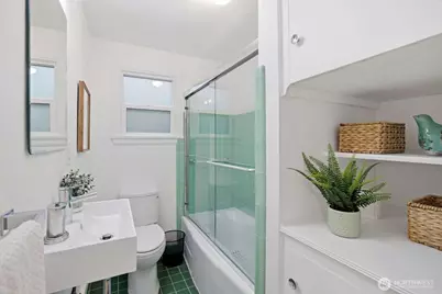 2514 Shoreland Drive S, Seattle, WA 98144 - Photo 27