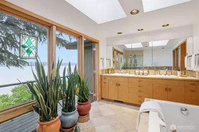 2514 Shoreland Drive S, Seattle, WA 98144 - Photo 21